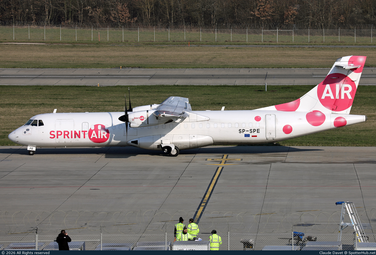 Photo of SP-SPE - ATR 72-202(F) operated by SprintAir