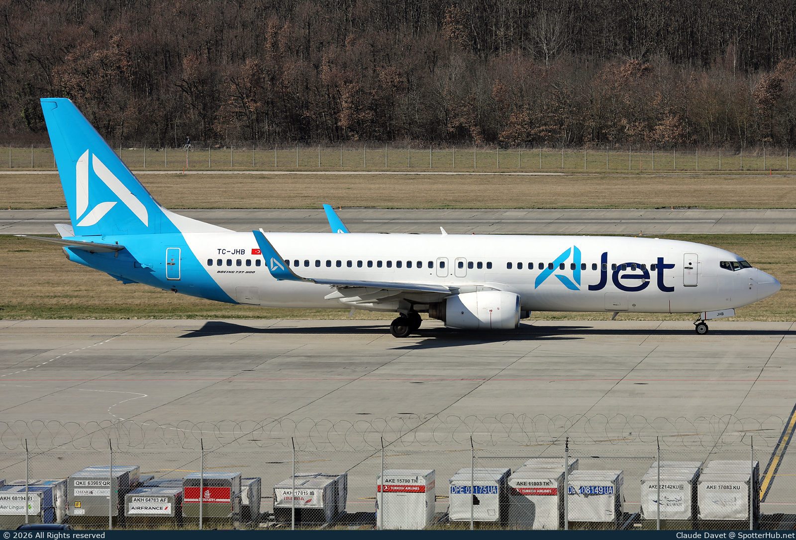 Photo of TC-JHB - Boeing 737-8F2 operated by AJet