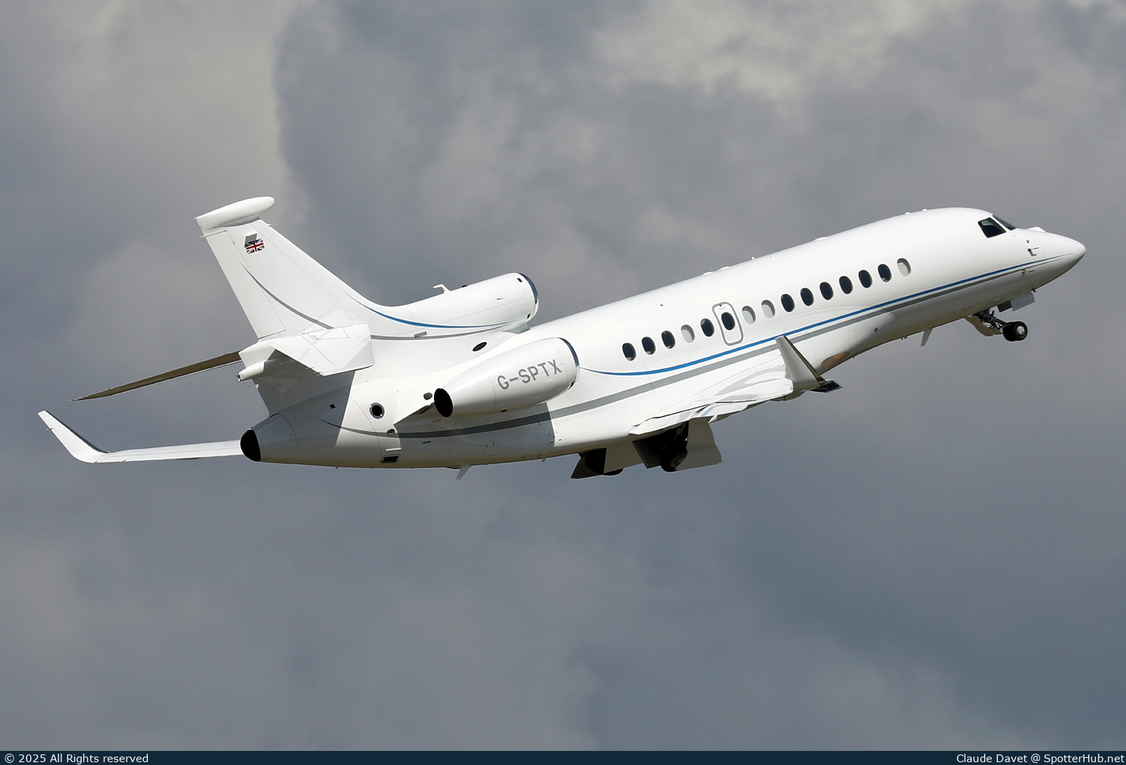 Photo of G-SPTX - Dassault Falcon 7X operated by Jet Concierge Club