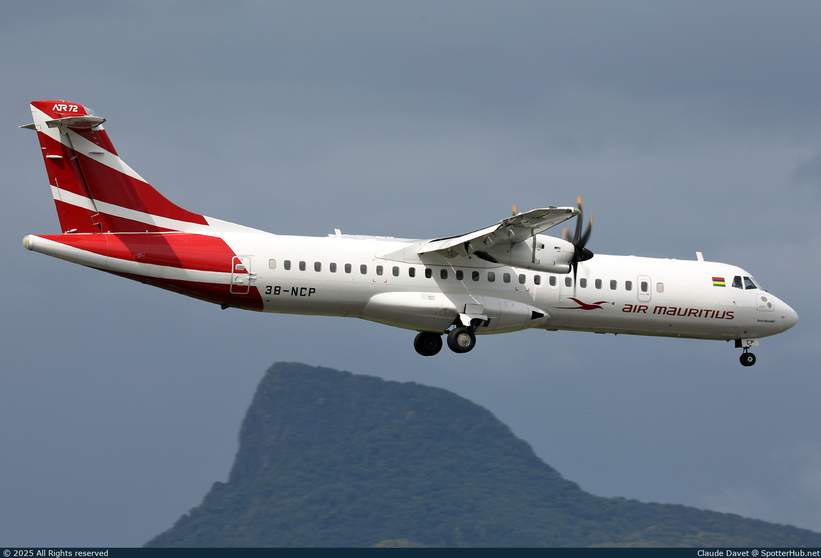 Photo of 3B-NCP - ATR 72-600 operated by Air Mauritius