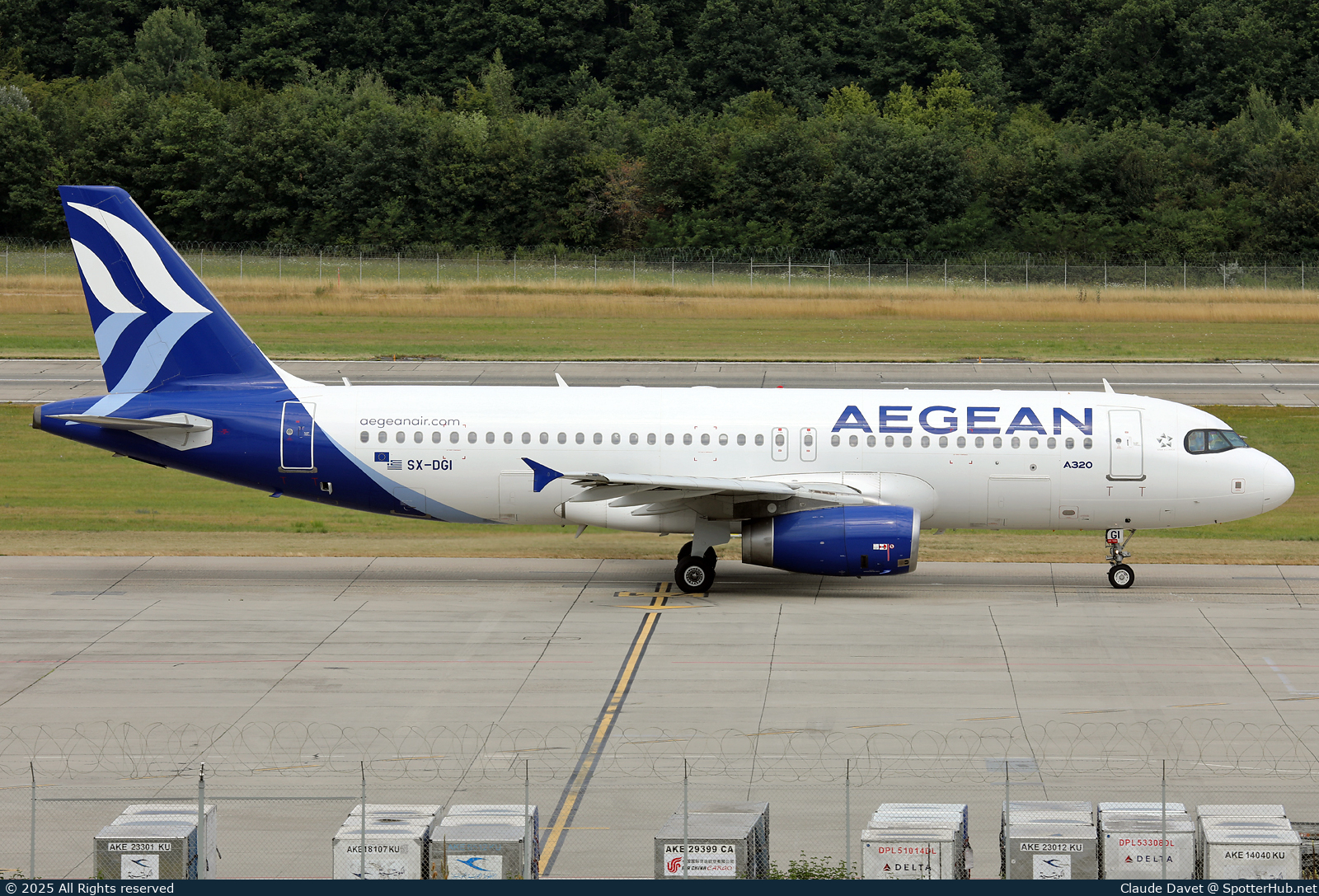 Photo of SX-DGI - Airbus A320-232 operated by Aegean Airlines