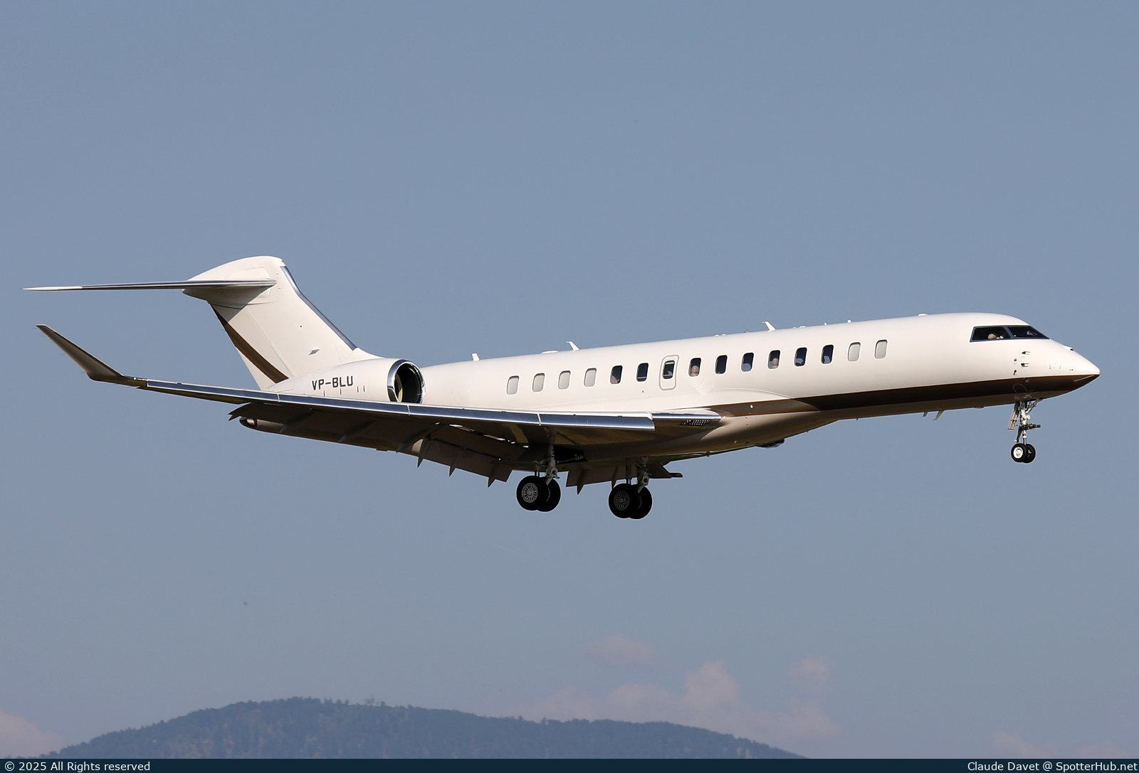Photo of VP-BLU - Bombardier Global 7500 operated by Private
