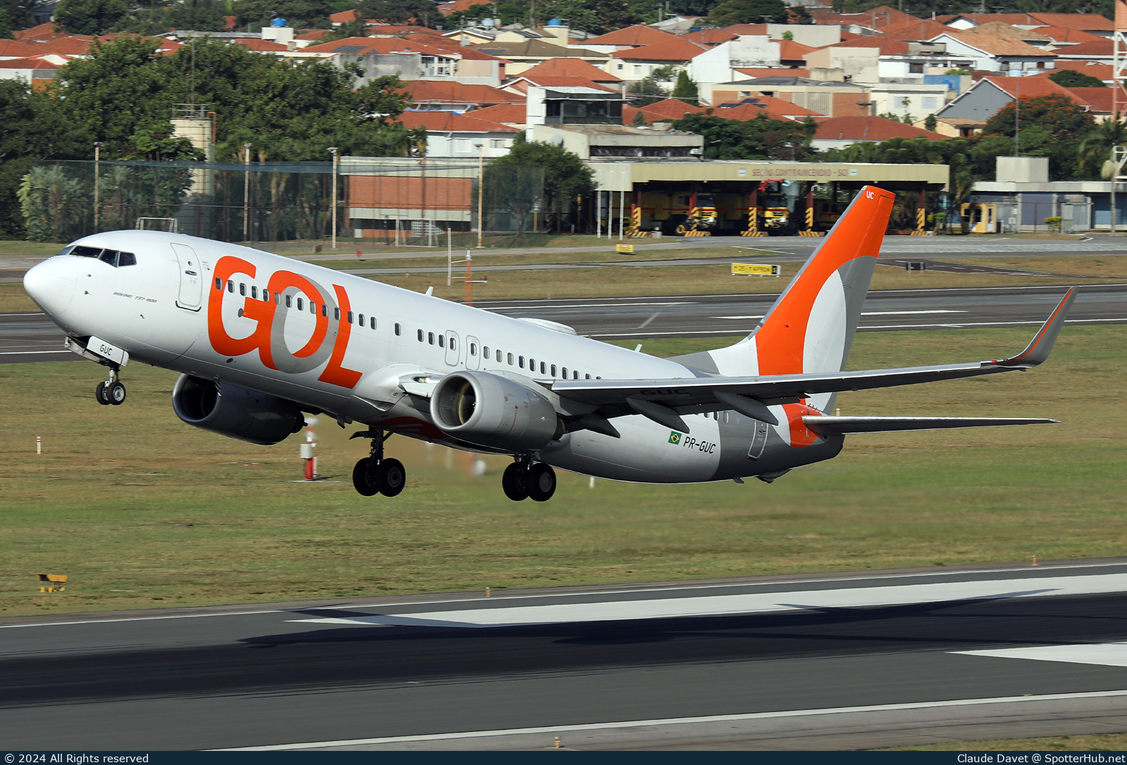 Photo of PR-GUC - Boeing 737-8EH operated by GOL Linhas Aéreas