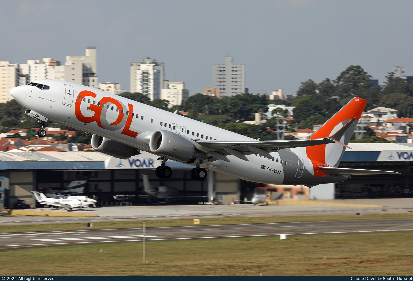 Photo of PR-XMT - Boeing 737 MAX 8 operated by GOL Linhas Aéreas