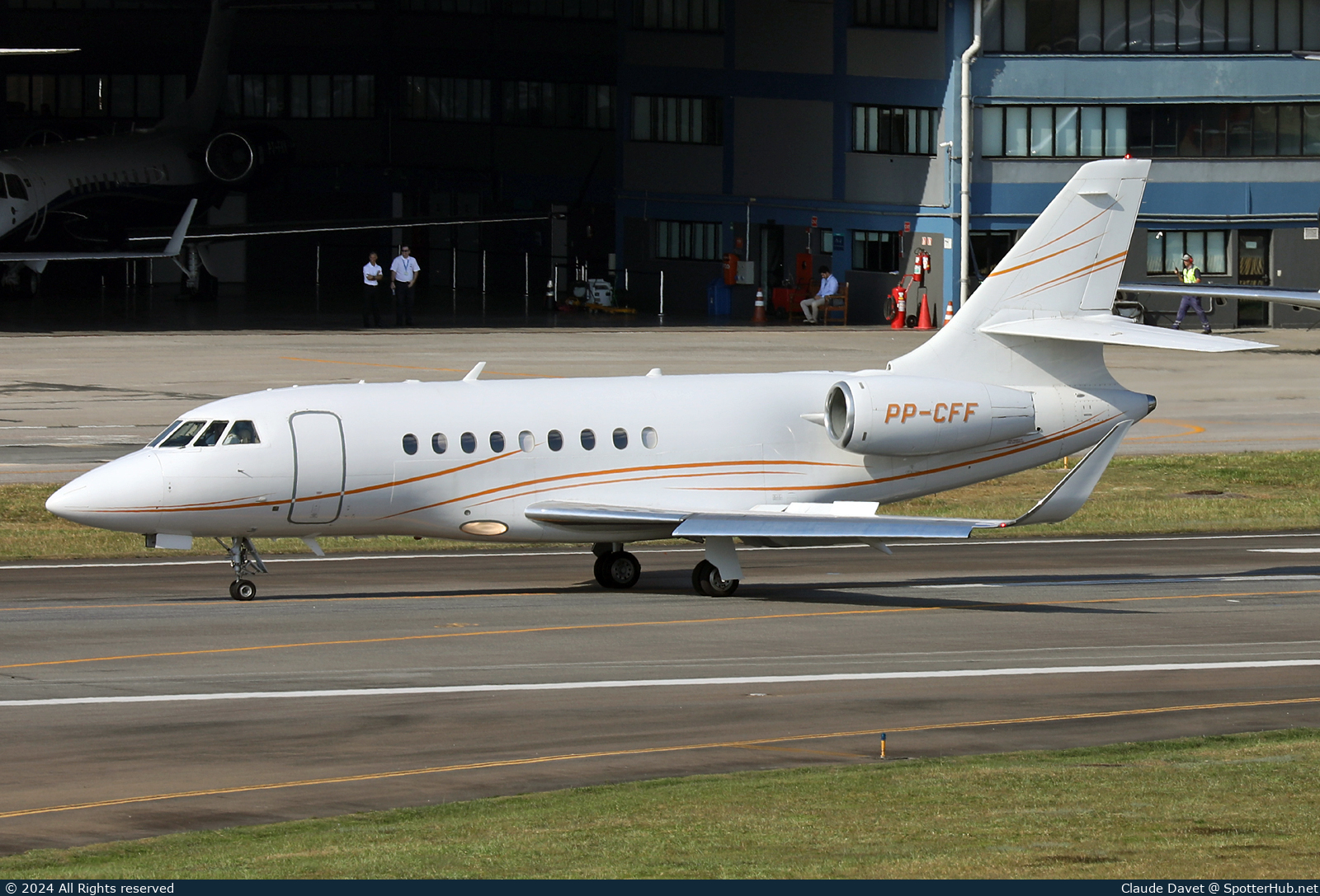 Photo of PP-CFF - Dassault Falcon 2000 operated by Private