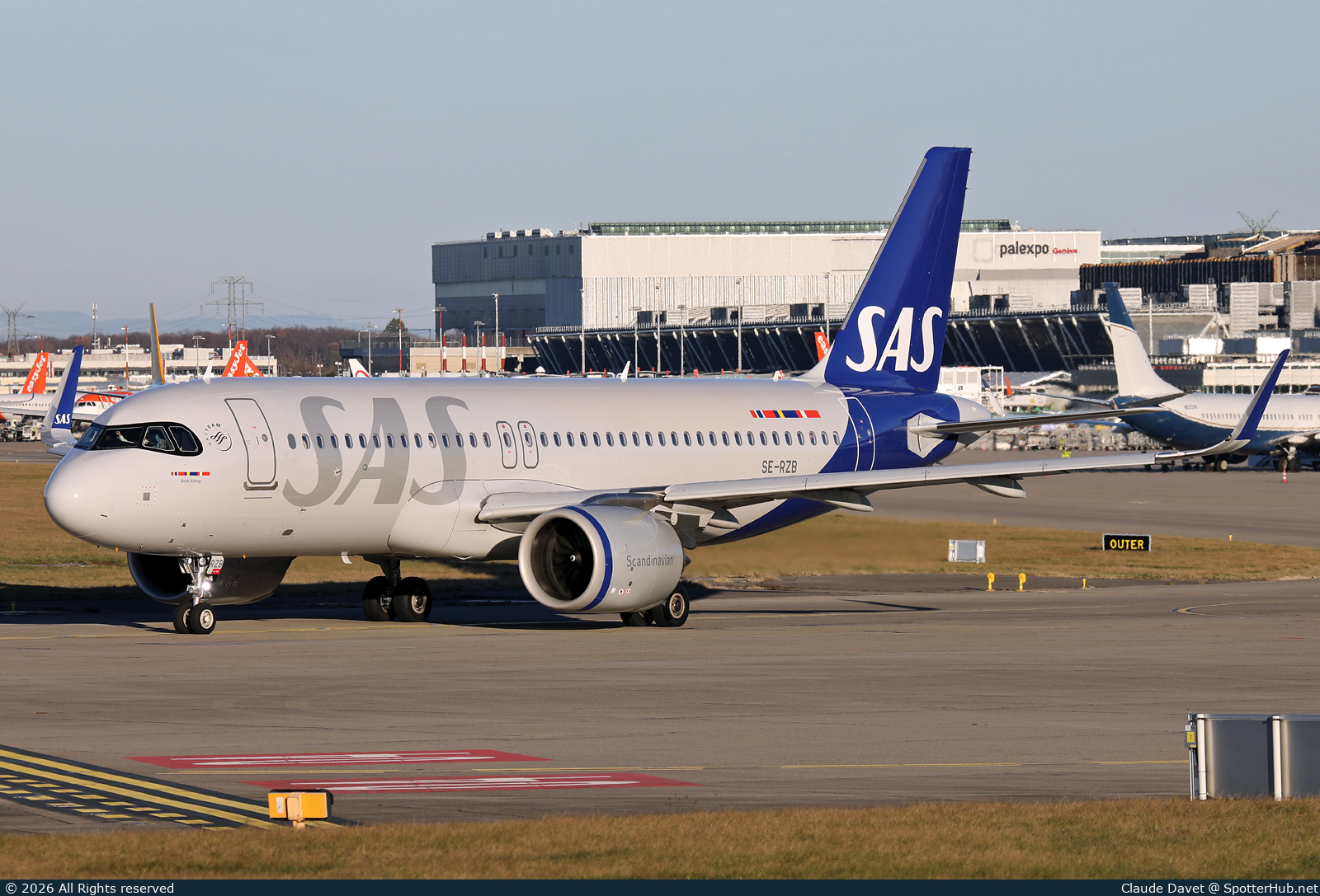 Photo of SE-RZB - Airbus A320-251N operated by SAS Scandinavian Airlines