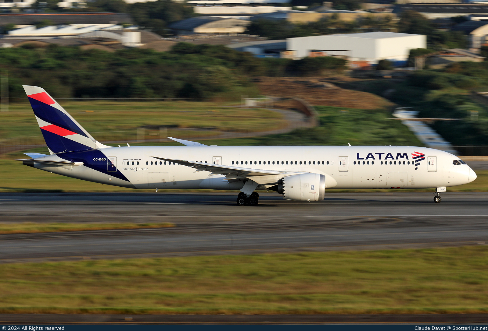 Photo of CC-BGD - Boeing 787-9 Dreamliner operated by LATAM Airlines