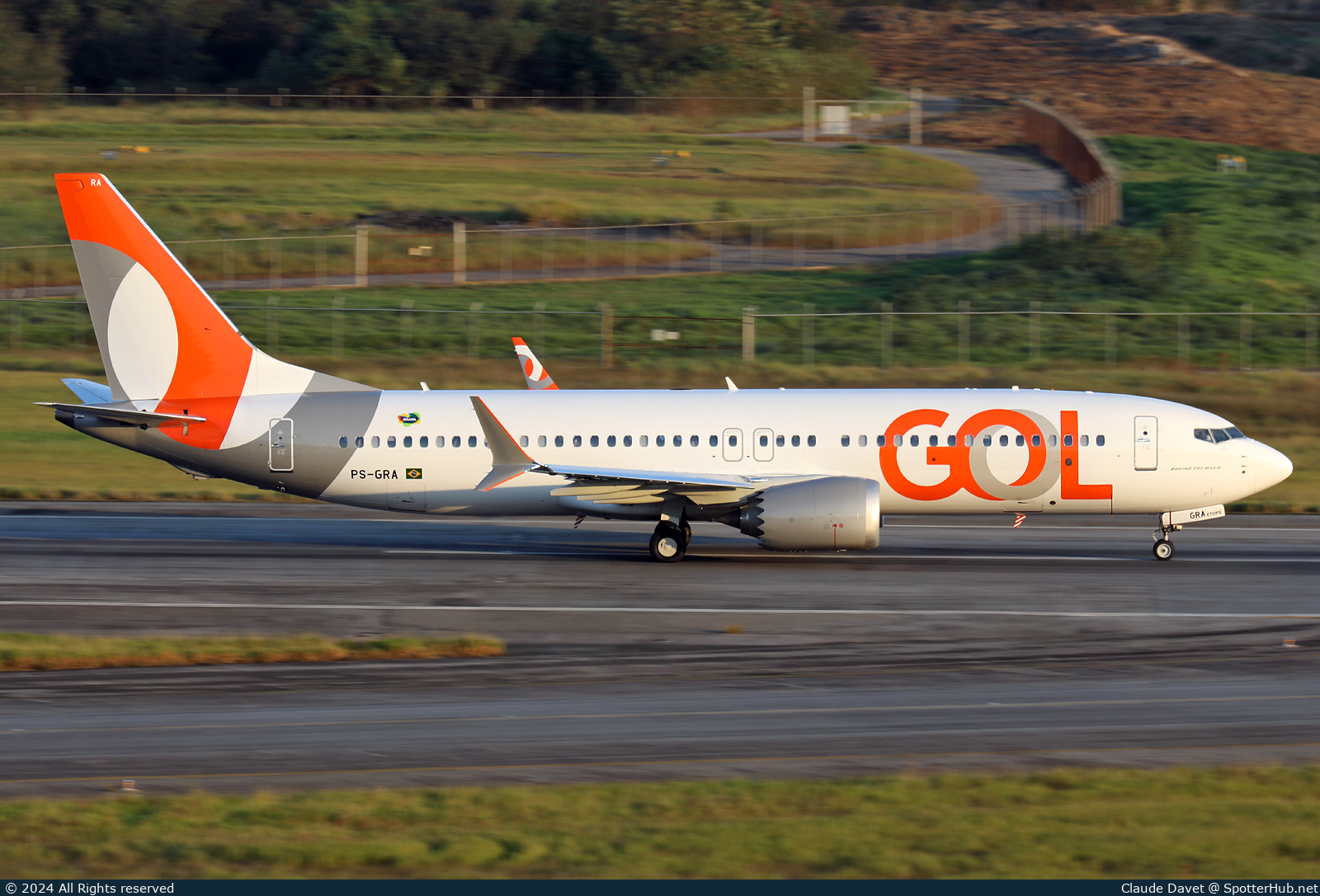 Photo of PS-GRA - Boeing 737 MAX 8 operated by GOL Linhas Aéreas