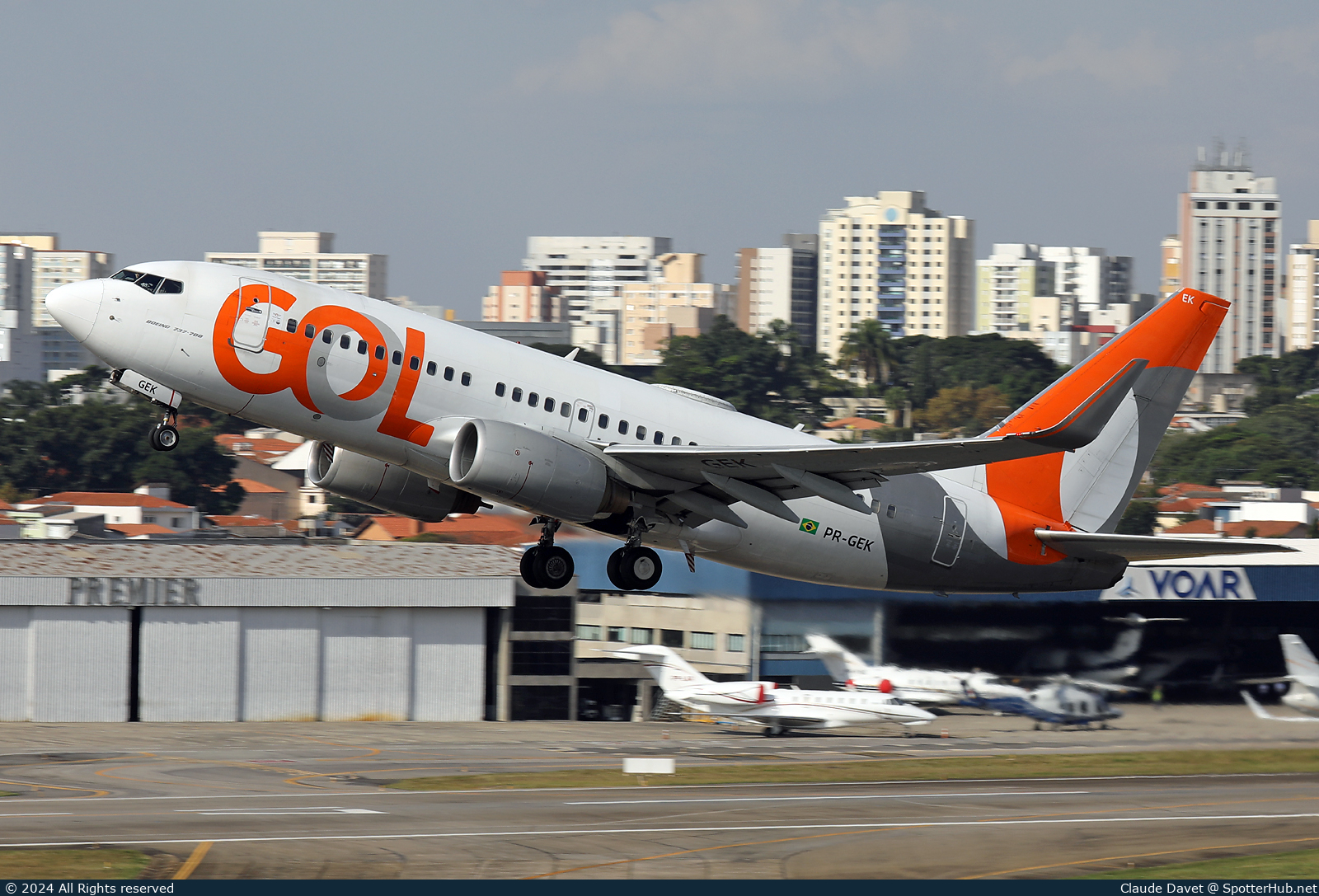 Photo of PR-GEK - Boeing 737-76N operated by GOL Linhas Aéreas