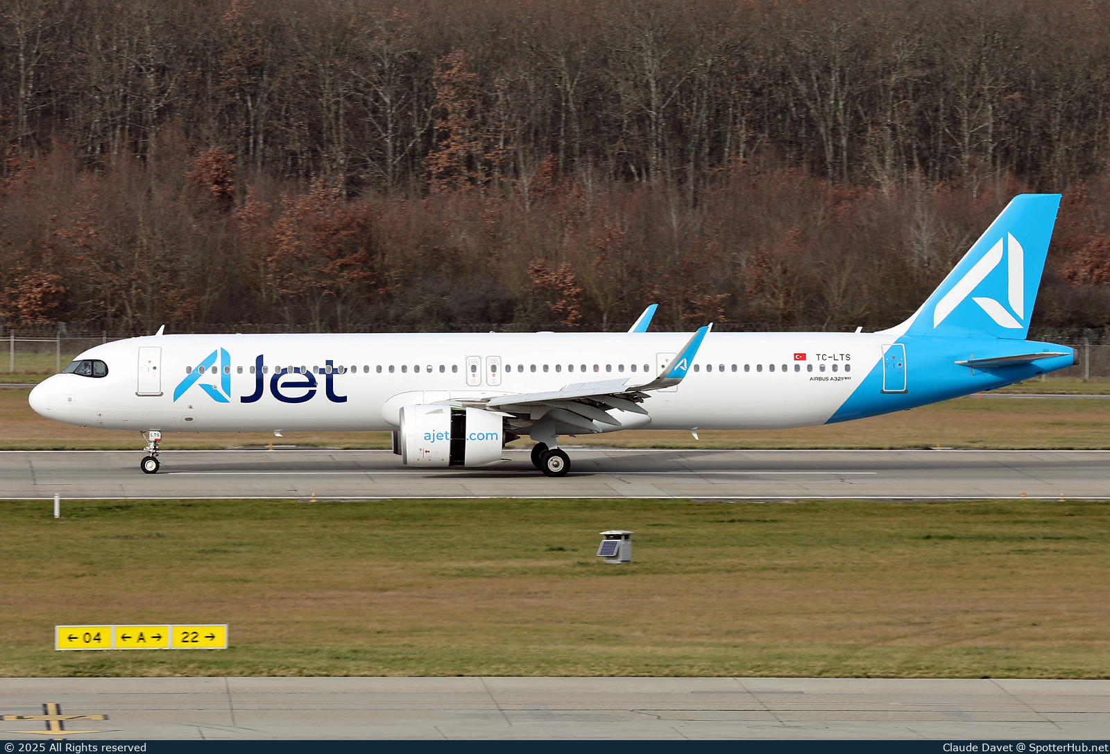 Photo of TC-LTS - Airbus A321-271NX operated by AJet