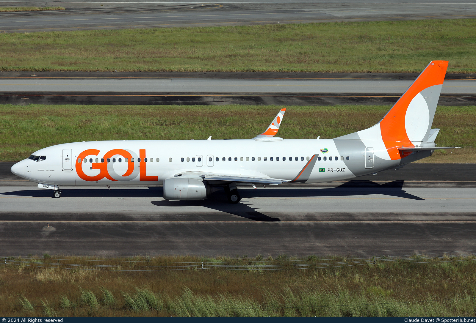 Photo of PR-GUZ - Boeing 737-8EH operated by GOL Linhas Aéreas