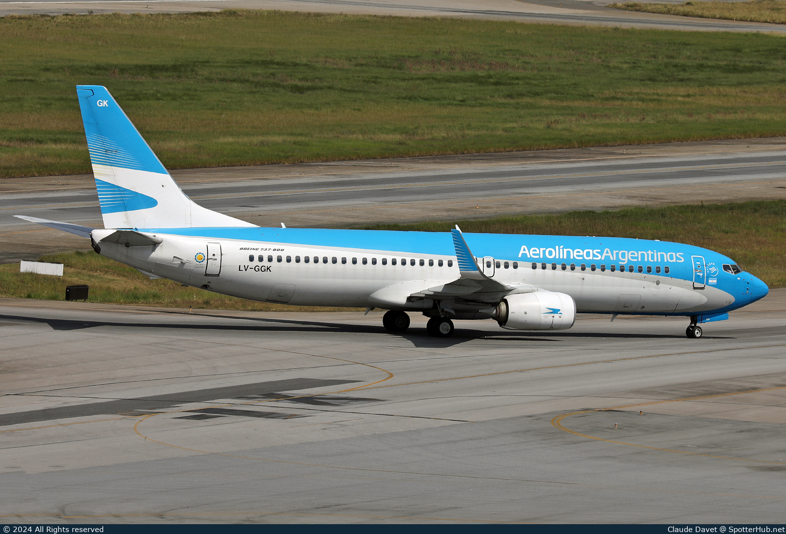 Photo of LV-GGK - Boeing 737-8SH operated by Aerolíneas Argentinas
