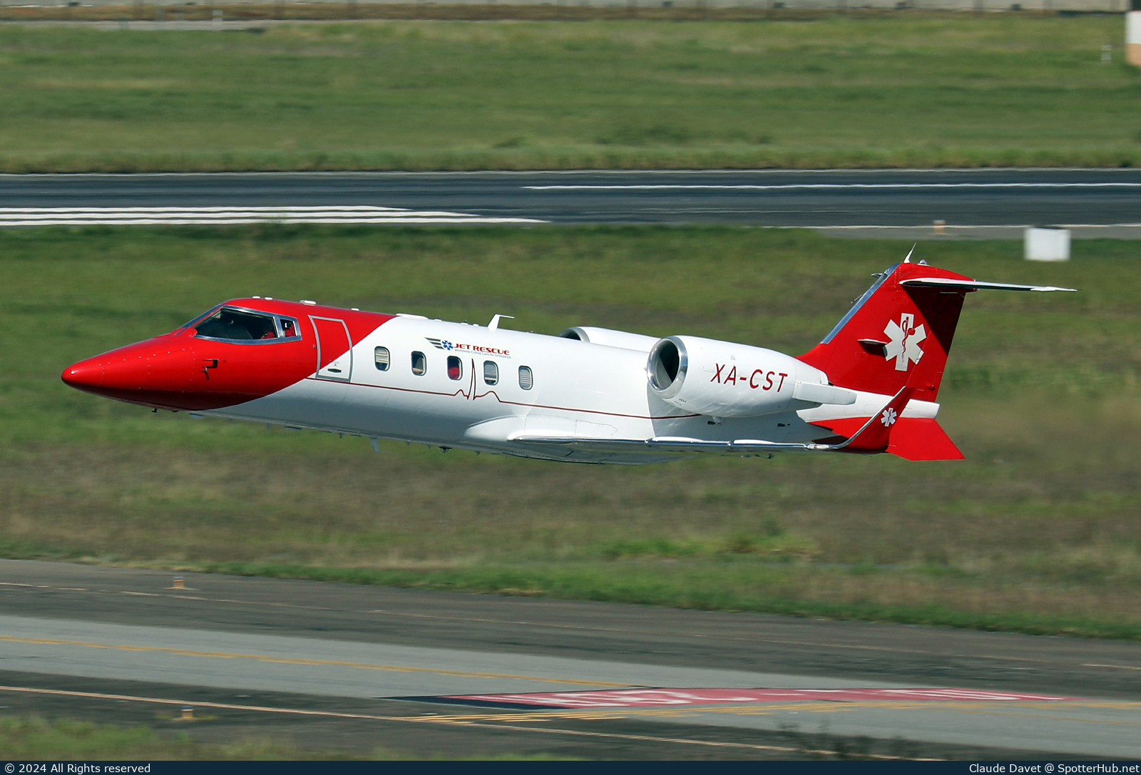 Photo of XA-CST - Bombardier Learjet 60 operated by Jet Rescue Air Ambulance