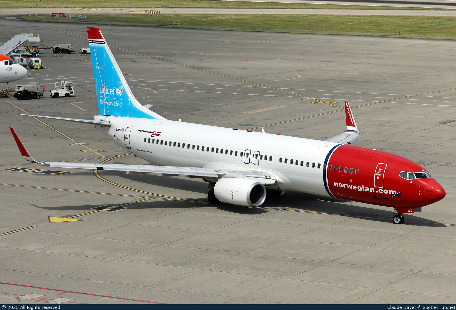 Photo of LN-NIO - Boeing 737-81M operated by Norwegian Air Shuttle