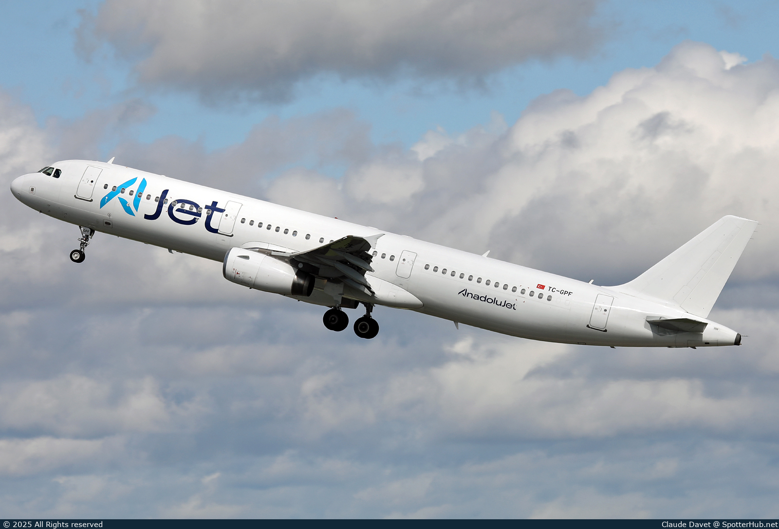 Photo of TC-GPF - Airbus A321-231 operated by AJet (opb BBN Airlines)