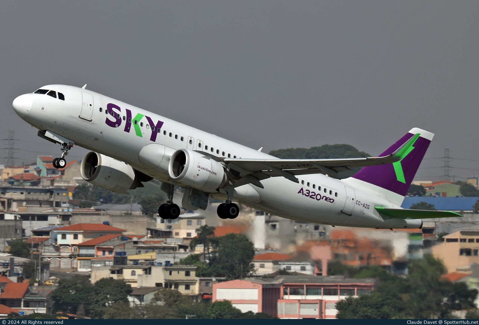 Photo of CC-AZG - Airbus A320-251N operated by Sky Airline