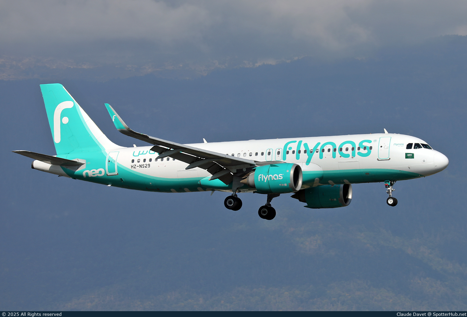 Photo of HZ-NS29 - Airbus A320-251N operated by Flynas