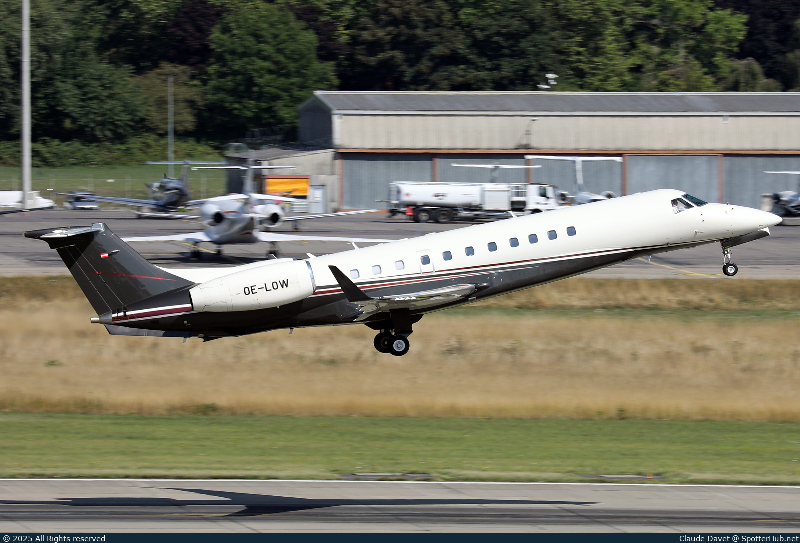 Photo of OE-LOW - Embraer Legacy 600 operated by Jetology