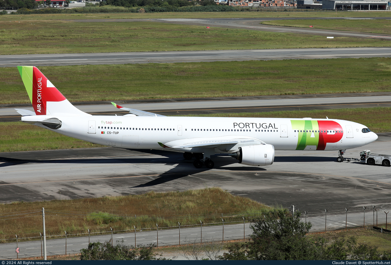 Photo of CS-TUP - Airbus A330-941 operated by TAP Air Portugal