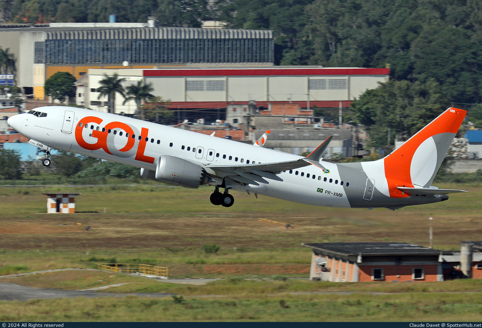 Photo of PR-XMB - Boeing 737 MAX 8 operated by GOL Linhas Aéreas