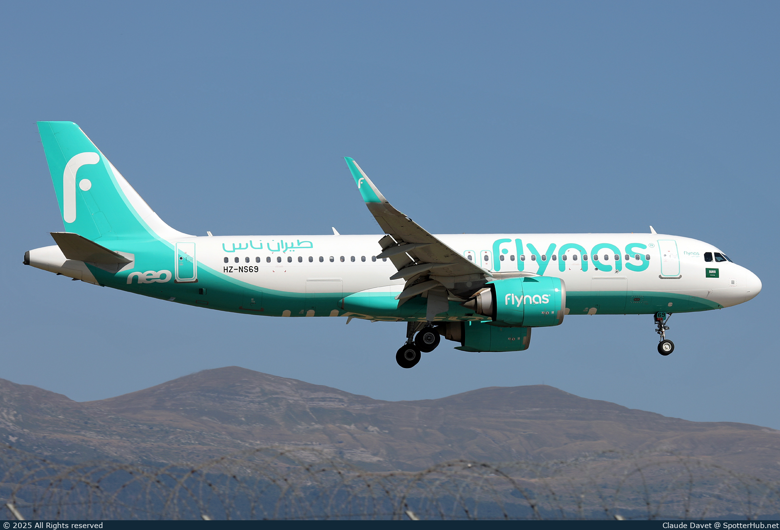 Photo of HZ-NS69 - Airbus A320-251N operated by Flynas
