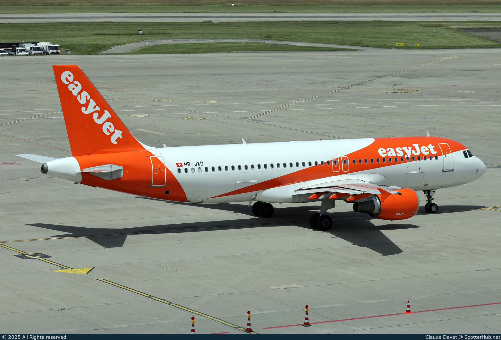 Photo of HB-JXD - Airbus A320-214 operated by easyJet Switzerland