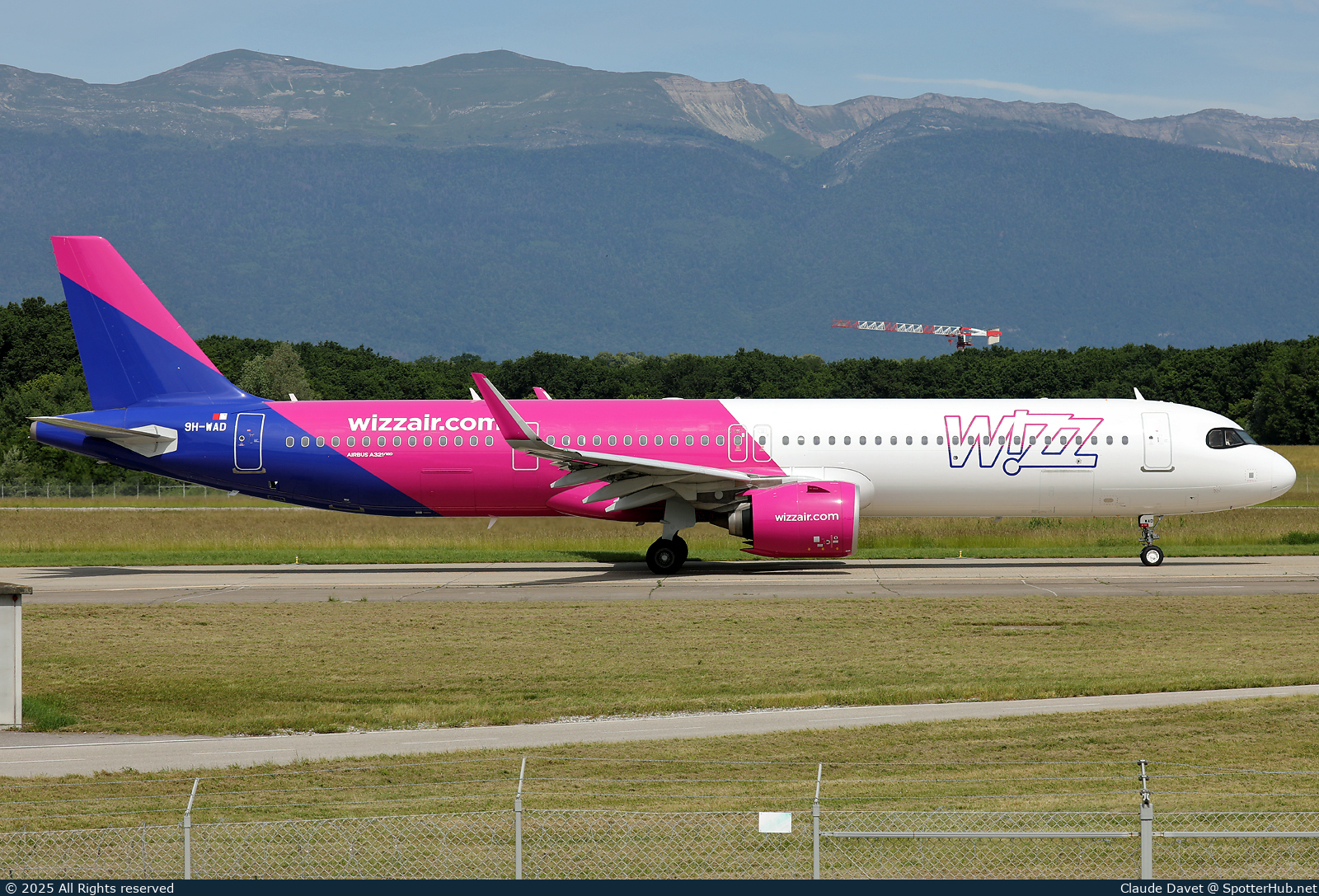 Photo of 9H-WAD - Airbus A321-271NX operated by Wizz Air Malta