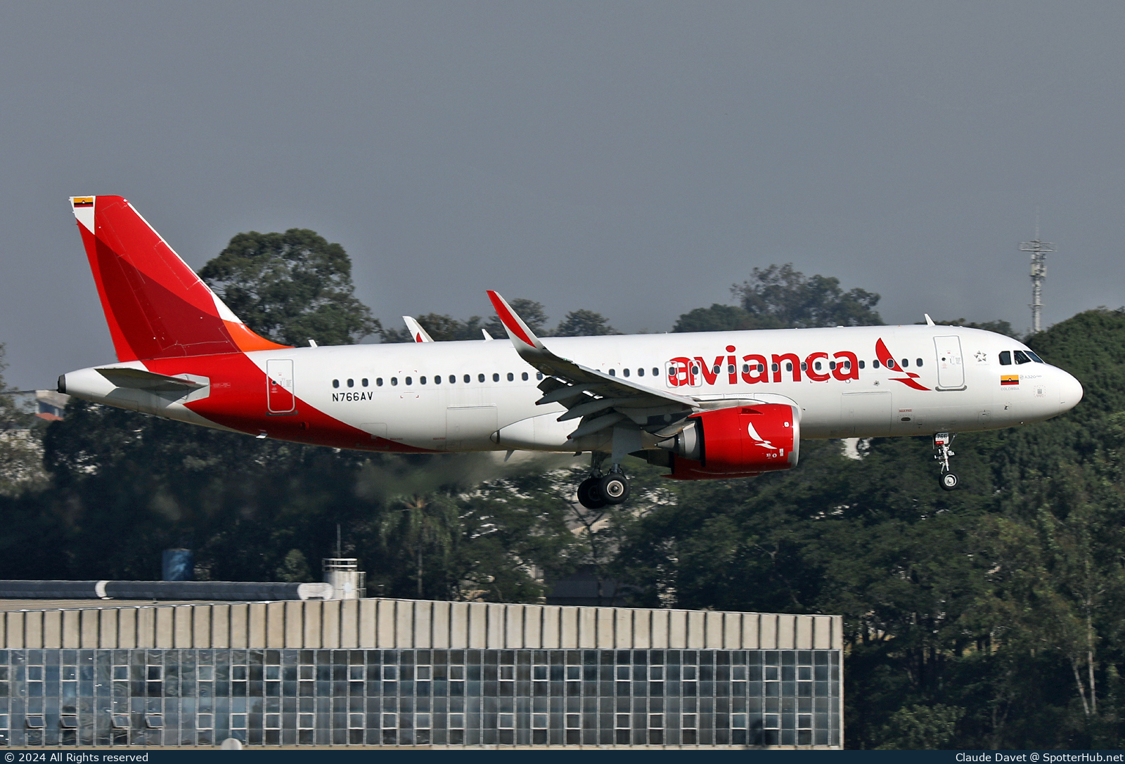 Photo of N766AV - Airbus A320-251N operated by Avianca
