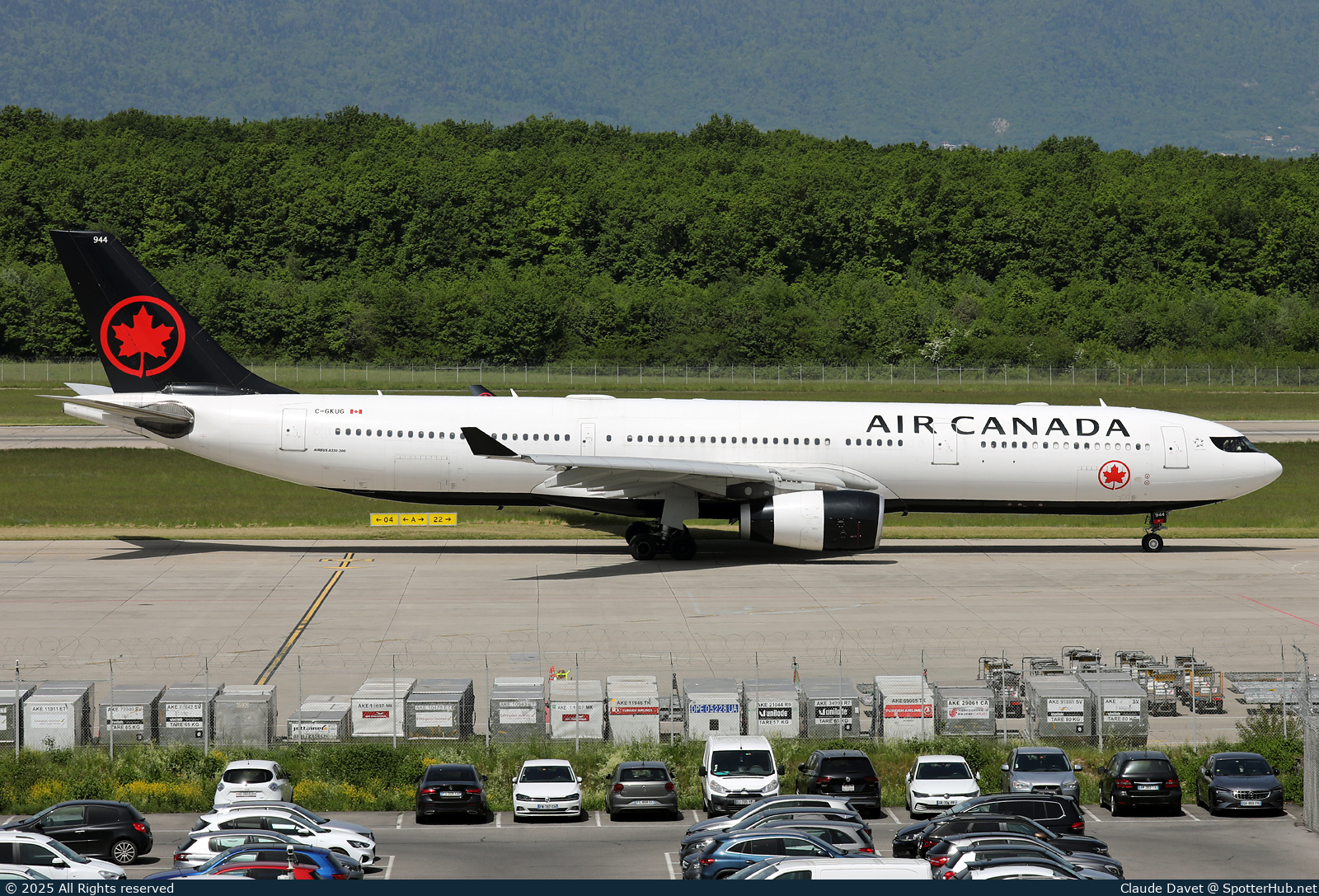 Photo of C-GKUG - Airbus A330-343 operated by Air Canada