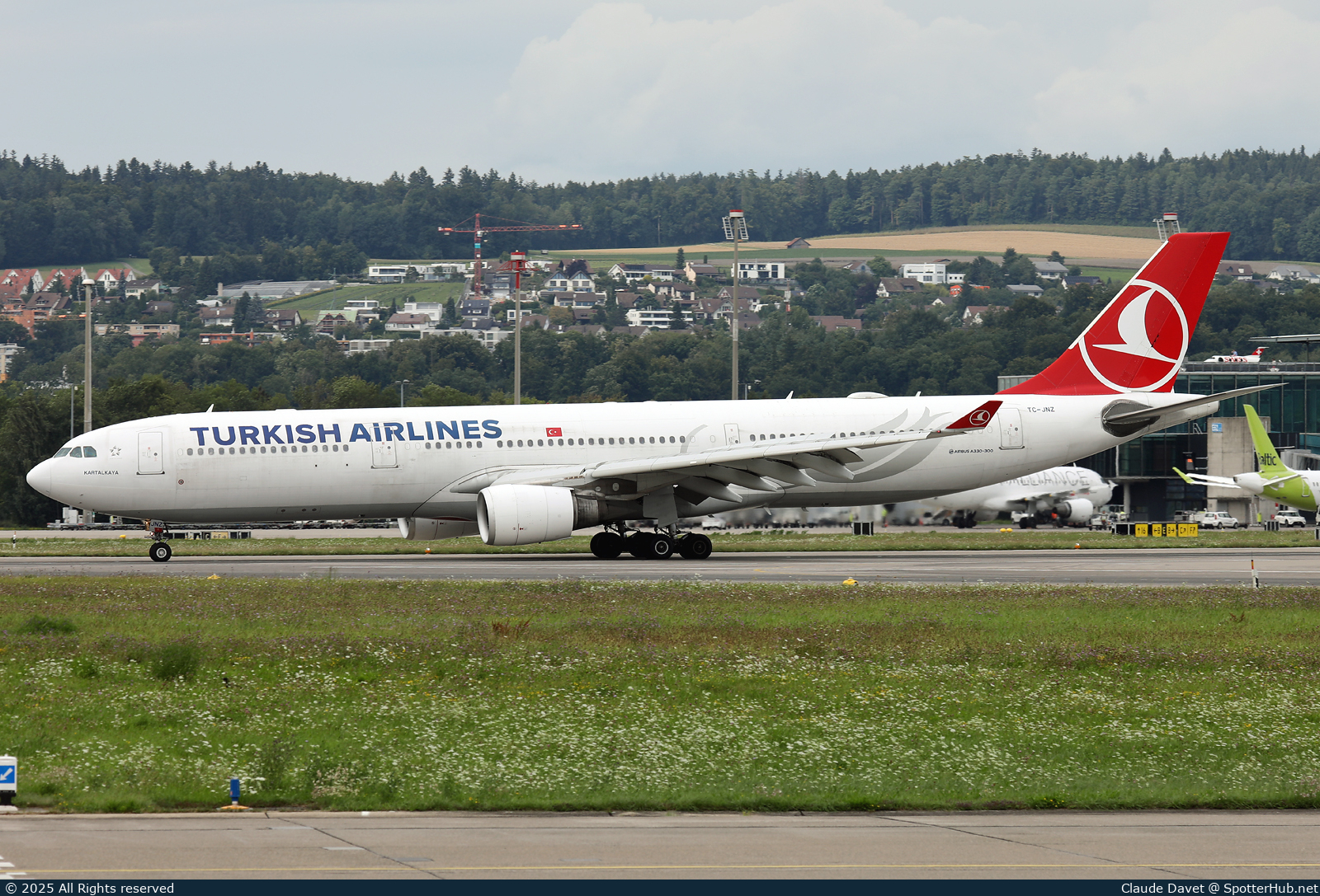 Photo of TC-JNZ - Airbus A330-303 operated by Turkish Airlines