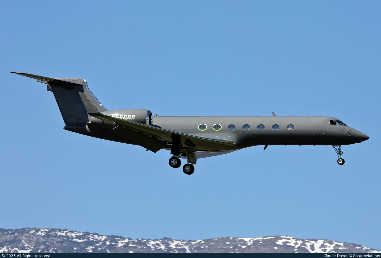 Photo of N550RP - Gulfstream GV-SP (G550) operated by Executive Jet Management