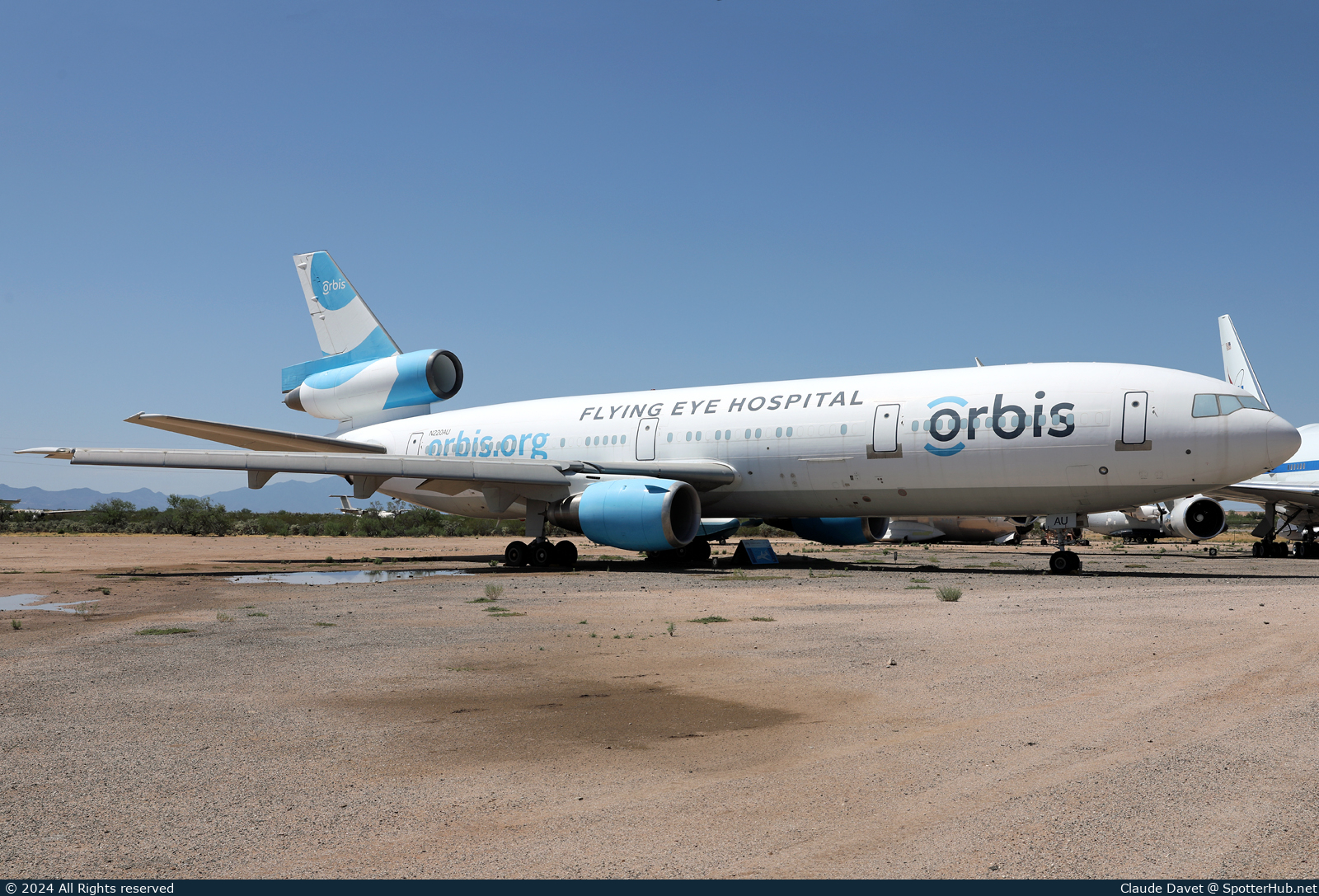 Photo of N220AU - McDonnell Douglas DC-10-10 operated by Project Orbis International