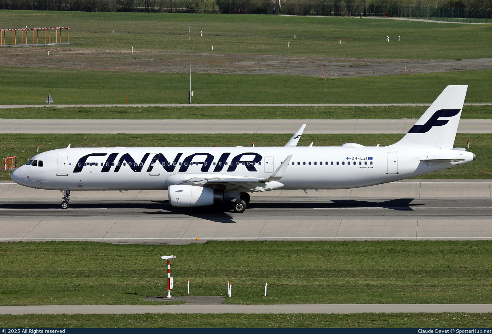 Photo of OH-LZI - Airbus A321-231 operated by Finnair
