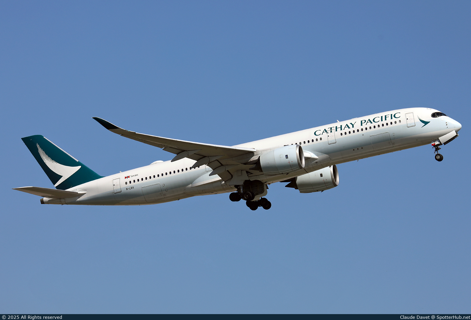 Photo of B-LRX - Airbus A350-941 operated by Cathay Pacific Airways