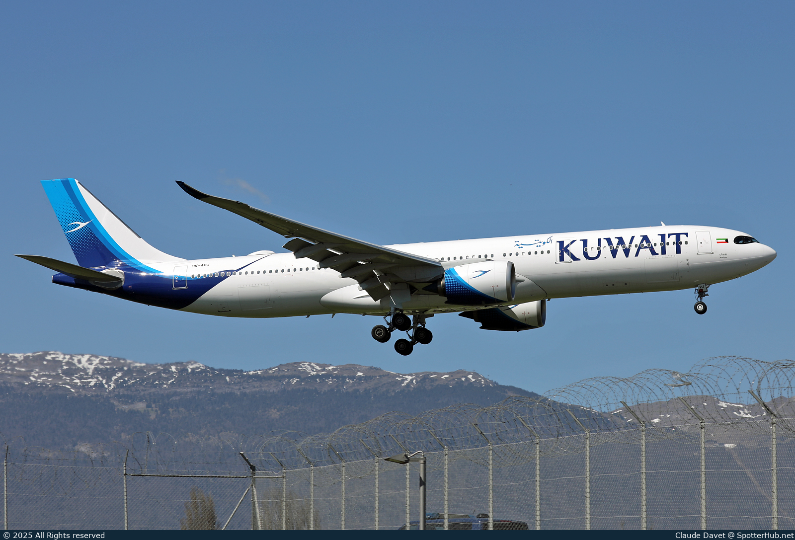 Photo of 9K-APJ - Airbus A330-941 operated by Kuwait Airways