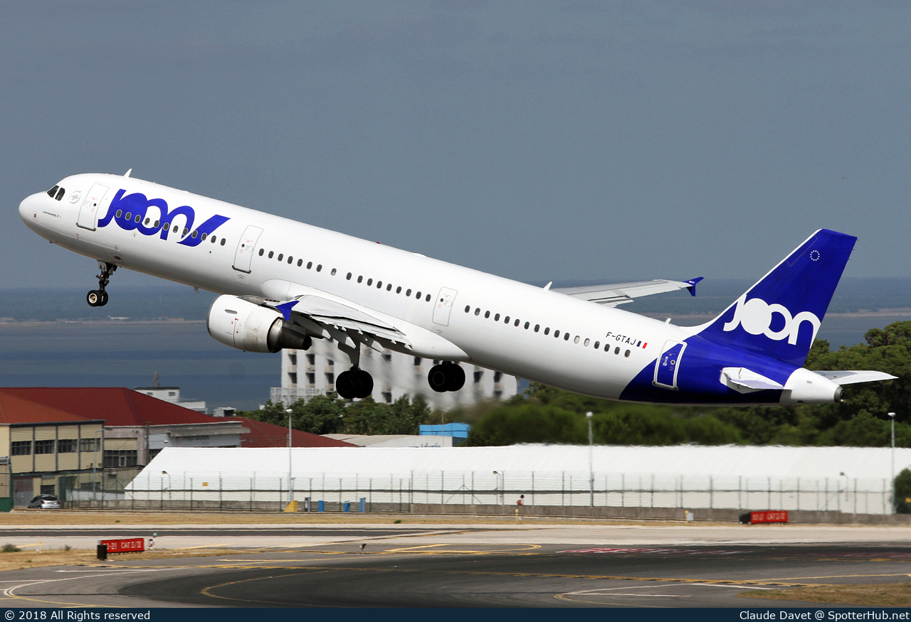 Photo of F-GTAJ - Airbus A321-212 operated by Joon