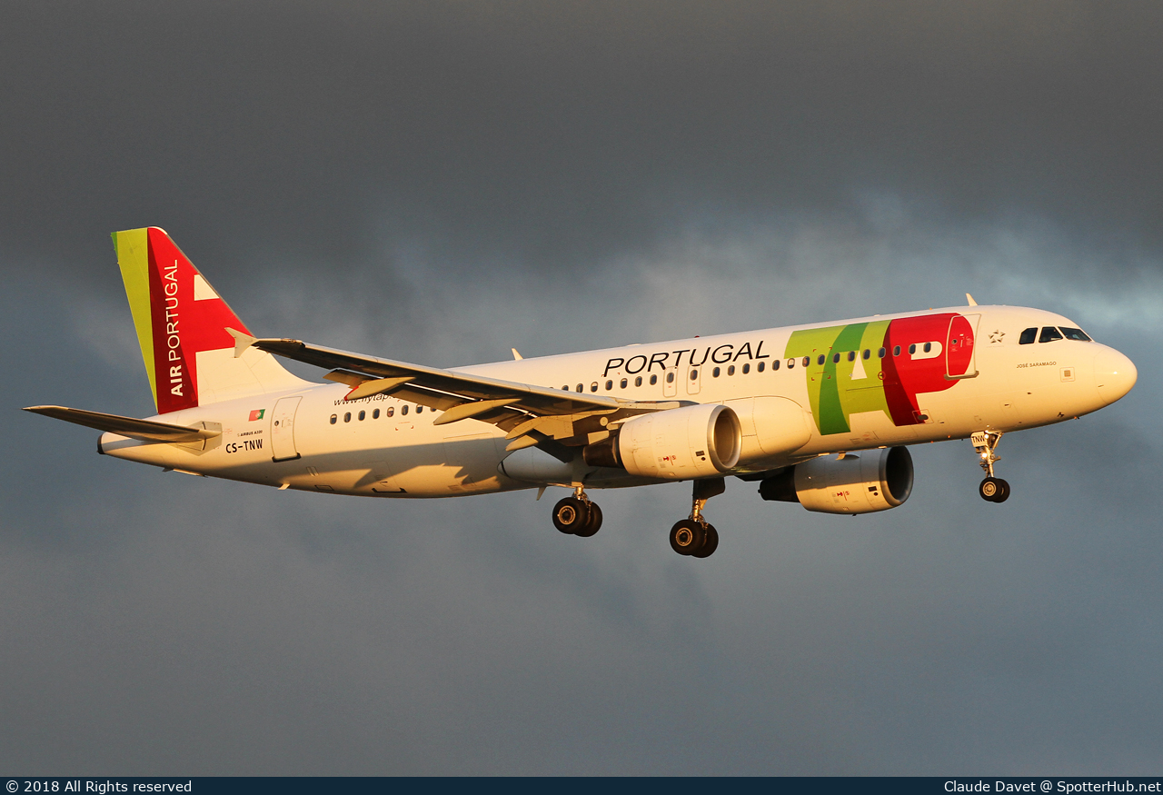 Photo of CS-TNW - Airbus A320-214 operated by TAP Air Portugal