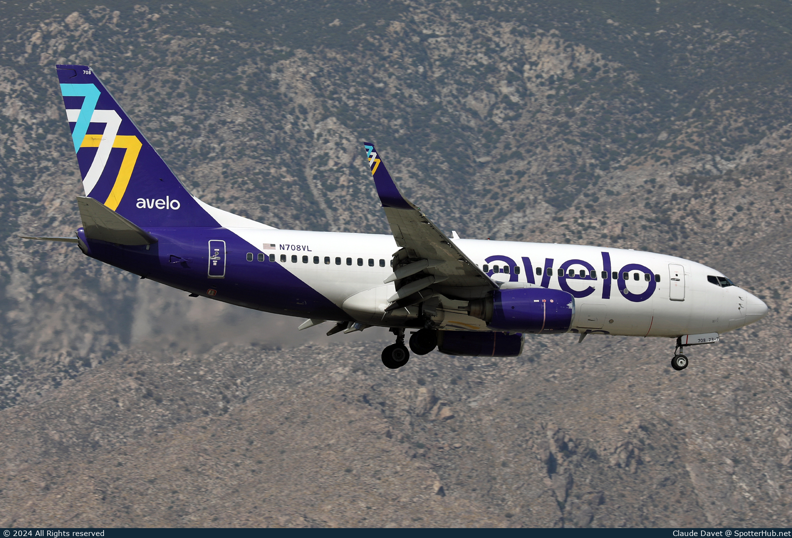 Photo of N708VL - Boeing 737-7H4 at International