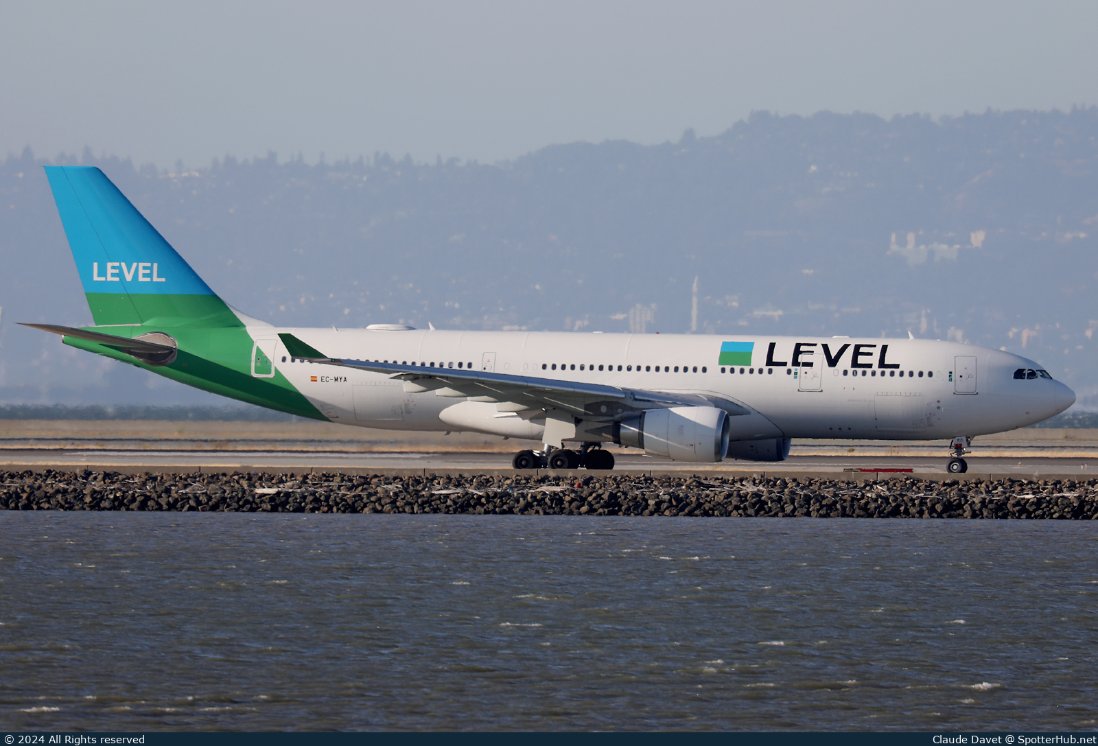 Photo of EC-MYA - Airbus A330-202 operated by LEVEL