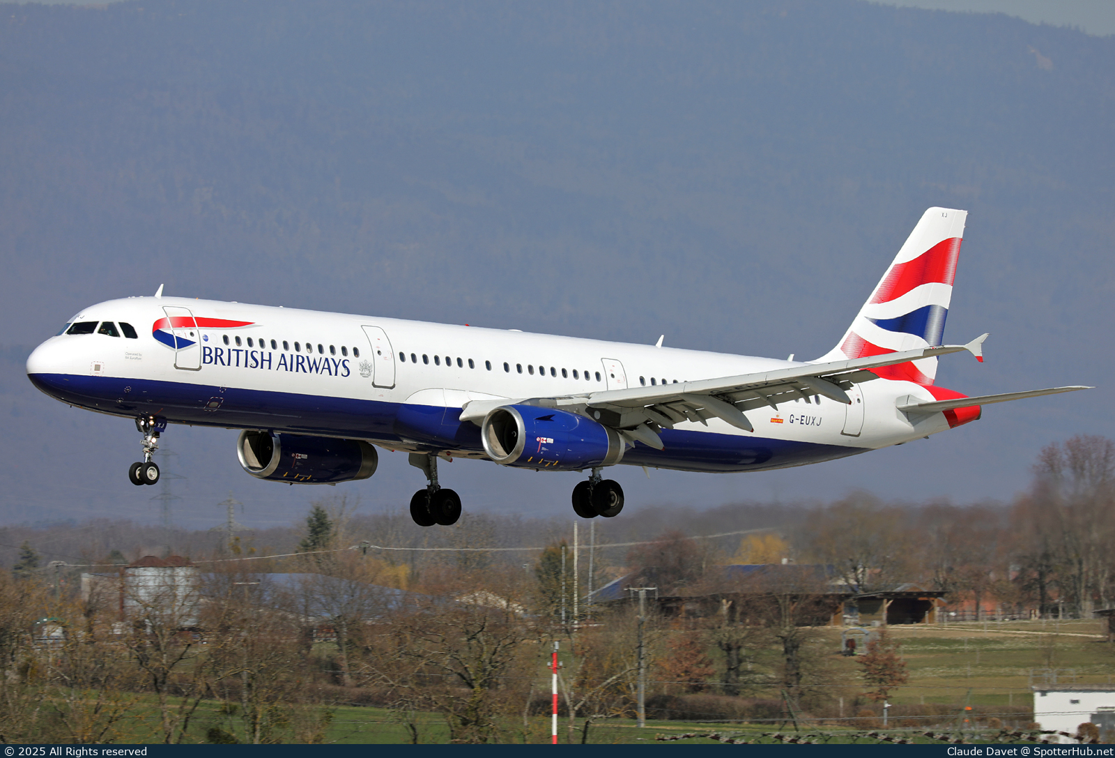Photo of G-EUXJ - Airbus A321-231 operated by British Airways