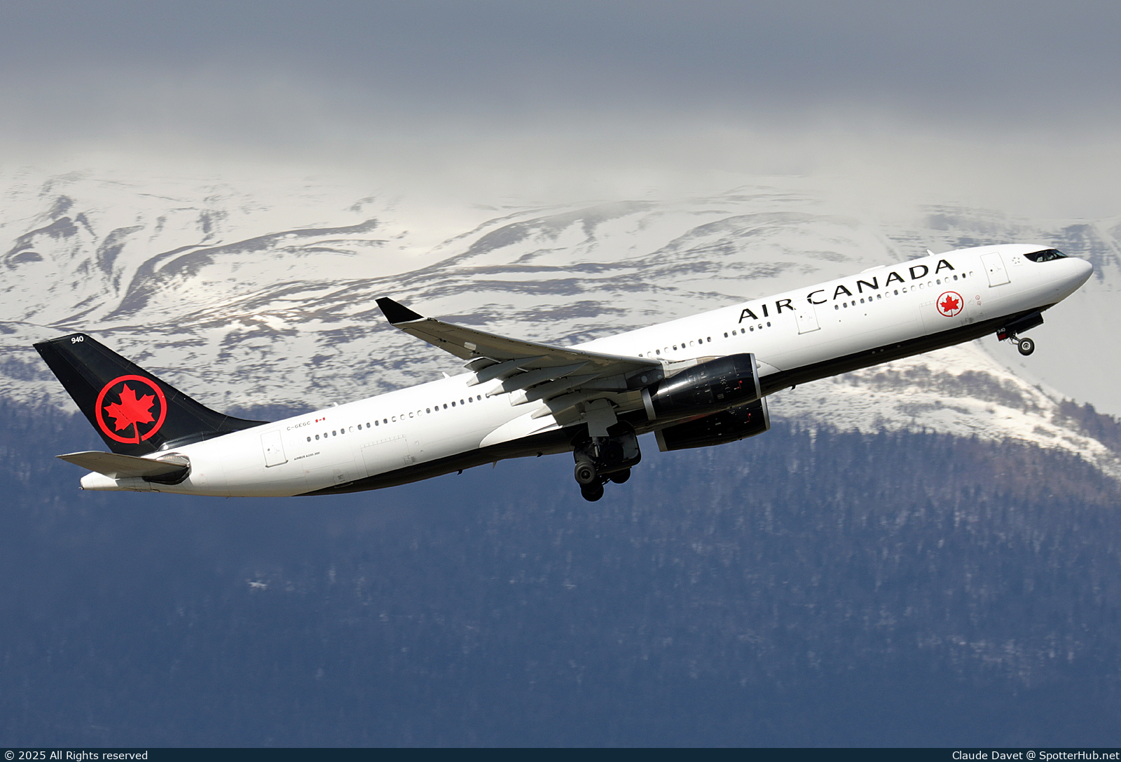 Photo of C-GEGC - Airbus A330-343 operated by Air Canada