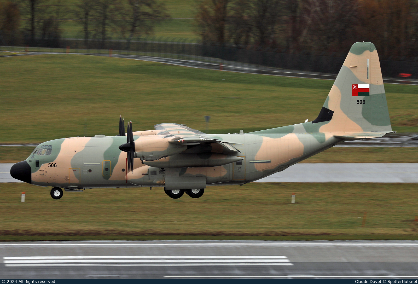 Photo of 506 - Lockheed Martin C-130J Super Hercules operated by Royal Oman Air Force