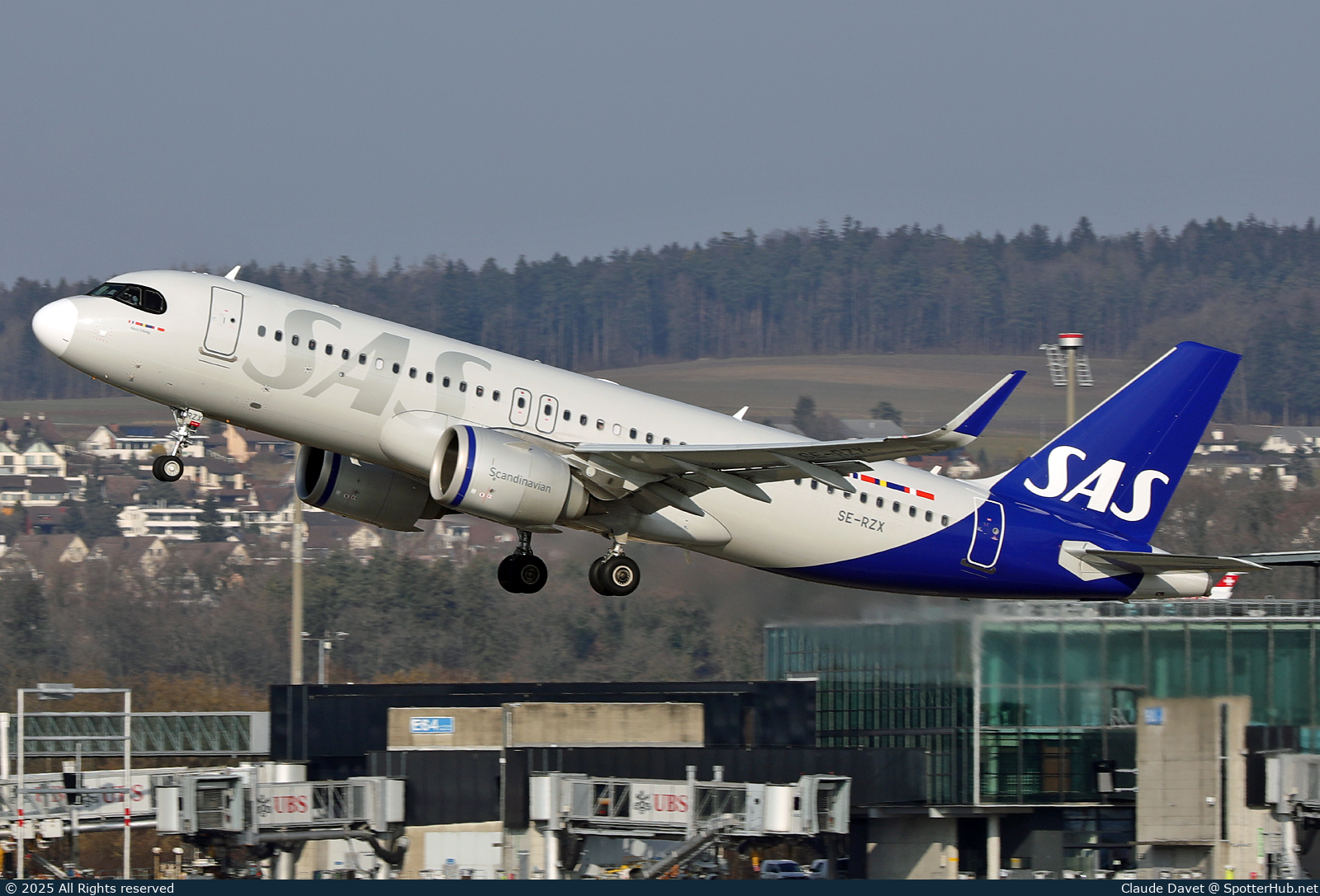 Photo of SE-RZX - Airbus A320-251N operated by SAS Scandinavian Airlines