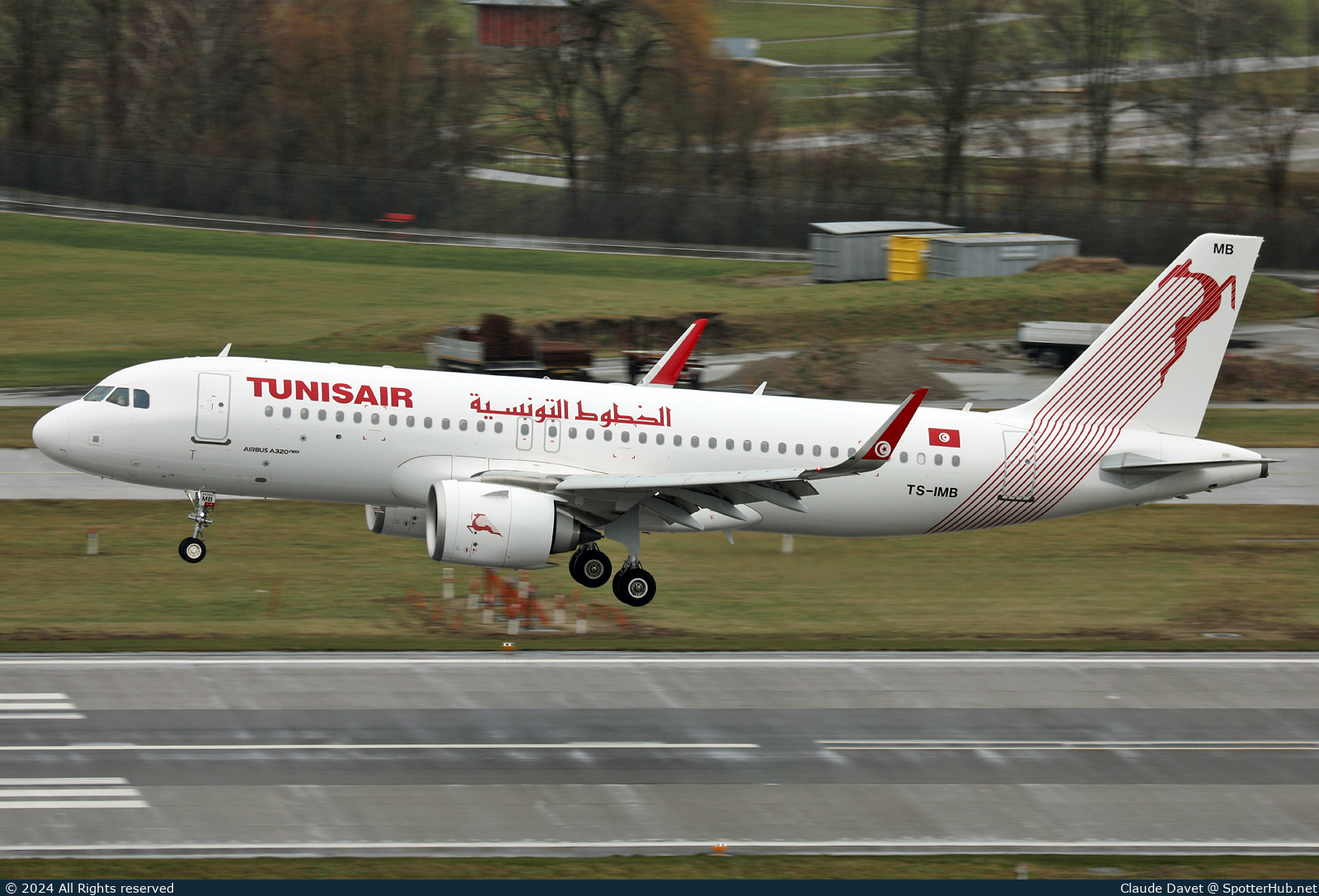 Photo of TS-IMB - Airbus A320-251N operated by Tunisair