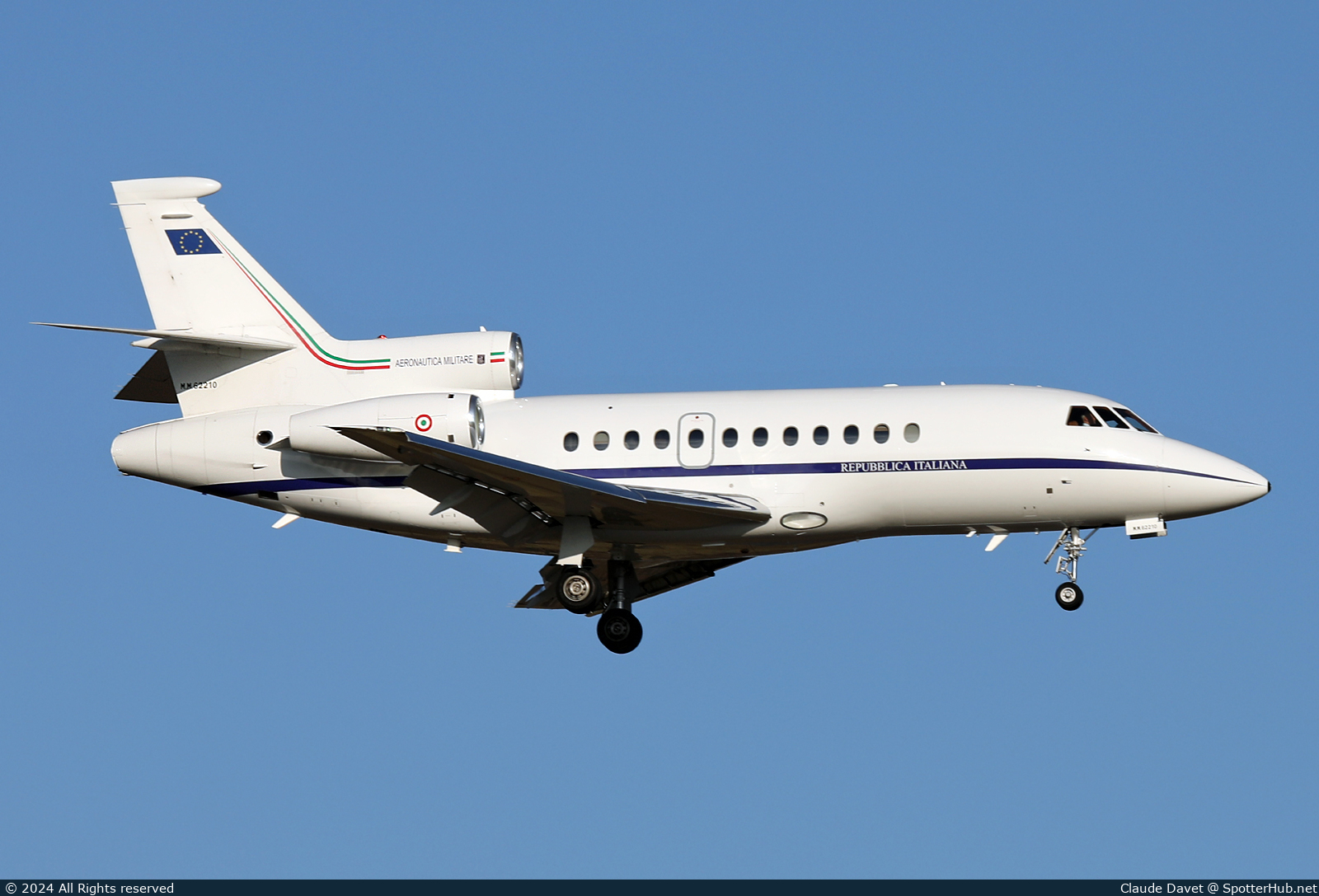 Photo of MM62210 - Dassault Falcon 900EX operated by Italian Air Force