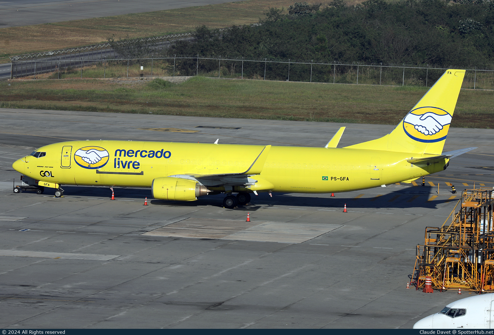 Photo of PS-GFA - Boeing 737-8EH(BCF) operated by Mercado Livre (opb GOL Linhas Aéreas)