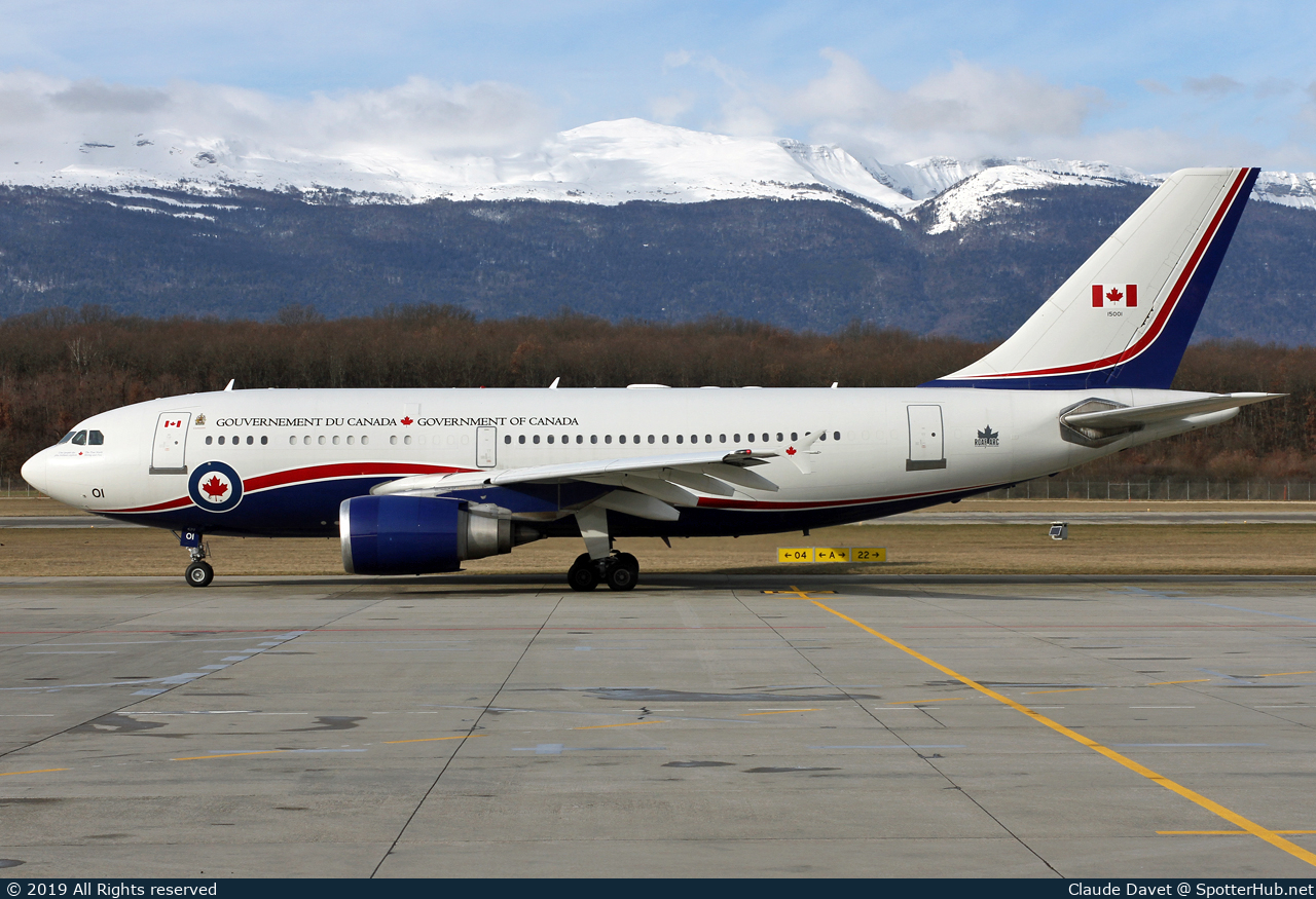 Photo of 15001 - Airbus CC-150 Polaris operated by Royal Canadian Air Force