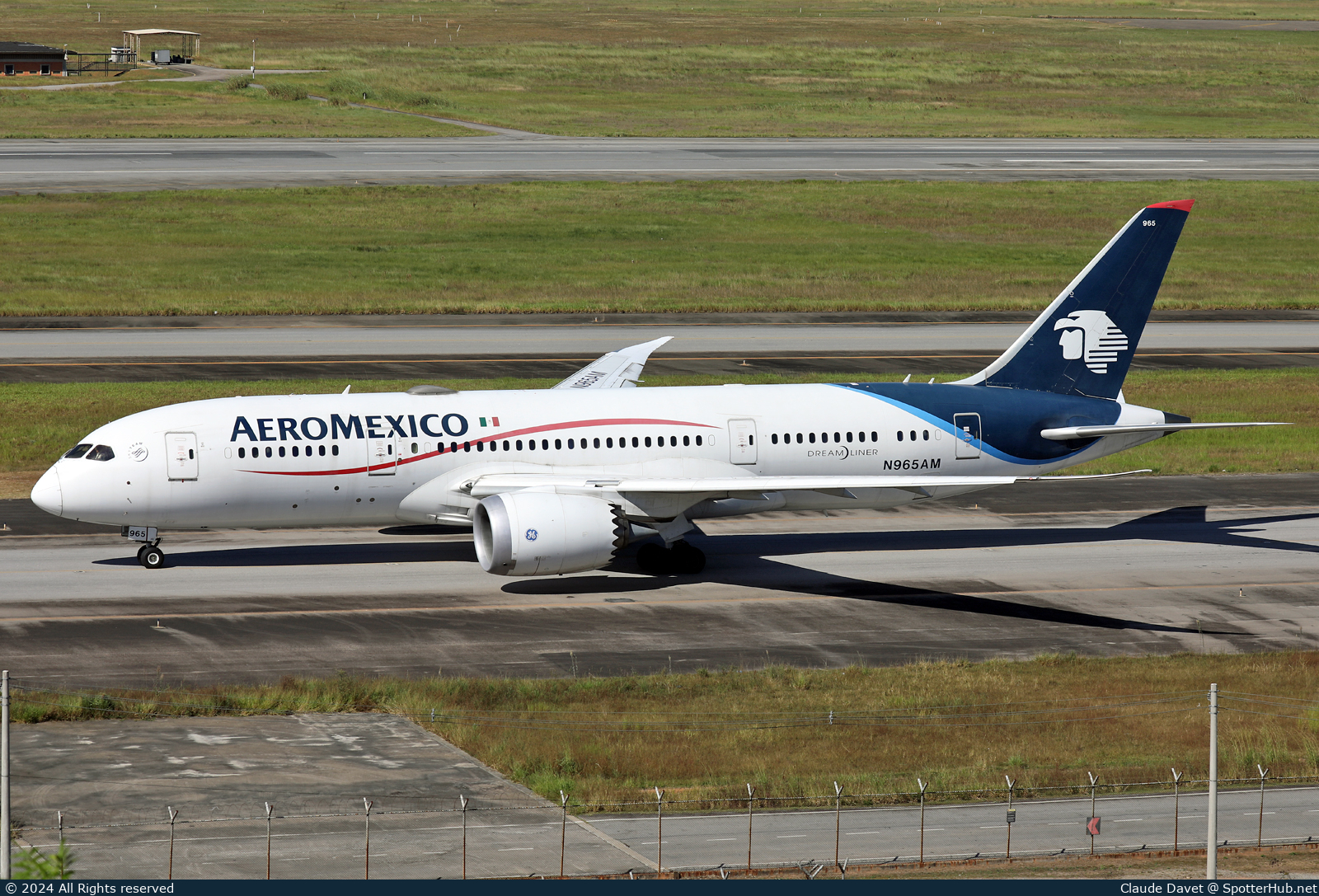 Photo of N965AM - Boeing 787-8 Dreamliner operated by Aeroméxico