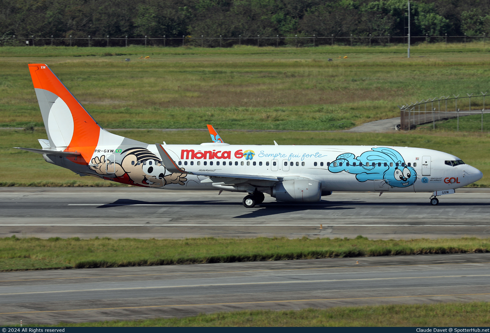 Photo of PR-GXW - Boeing 737-8EH operated by GOL Linhas Aéreas