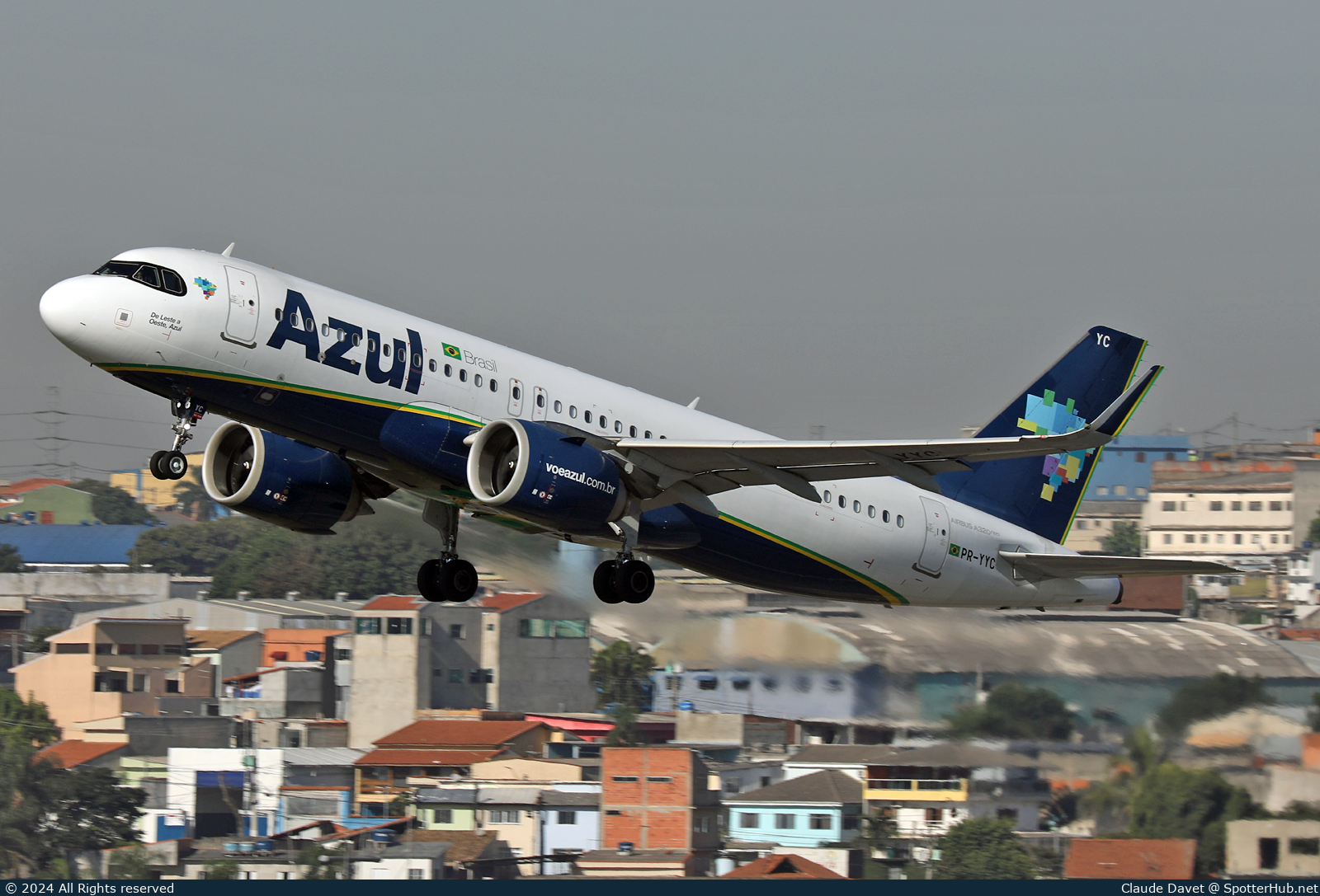 Photo of PR-YYC - Airbus A320-251N operated by Azul